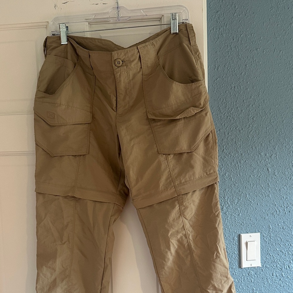 Eddie Bauer Men's Khaki Cargo Pants